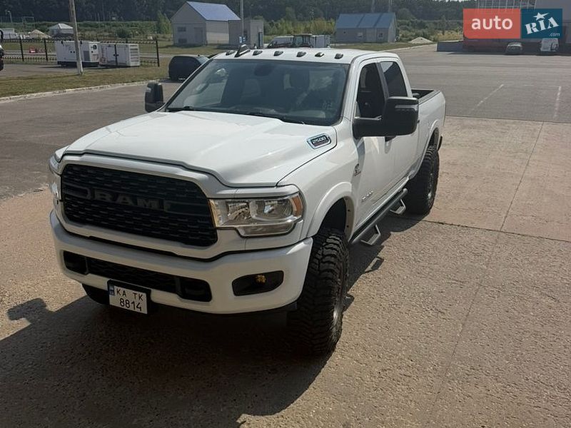 Пікап Ram 2500 2024 в Києві
