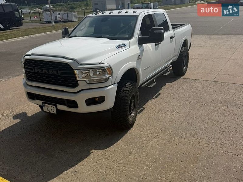 Пікап Ram 2500 2024 в Києві