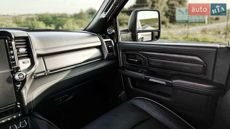 Пикап Ram 3500 2023 в Ровно