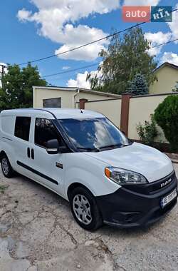 Микровэн Ram Promaster 2015 в 