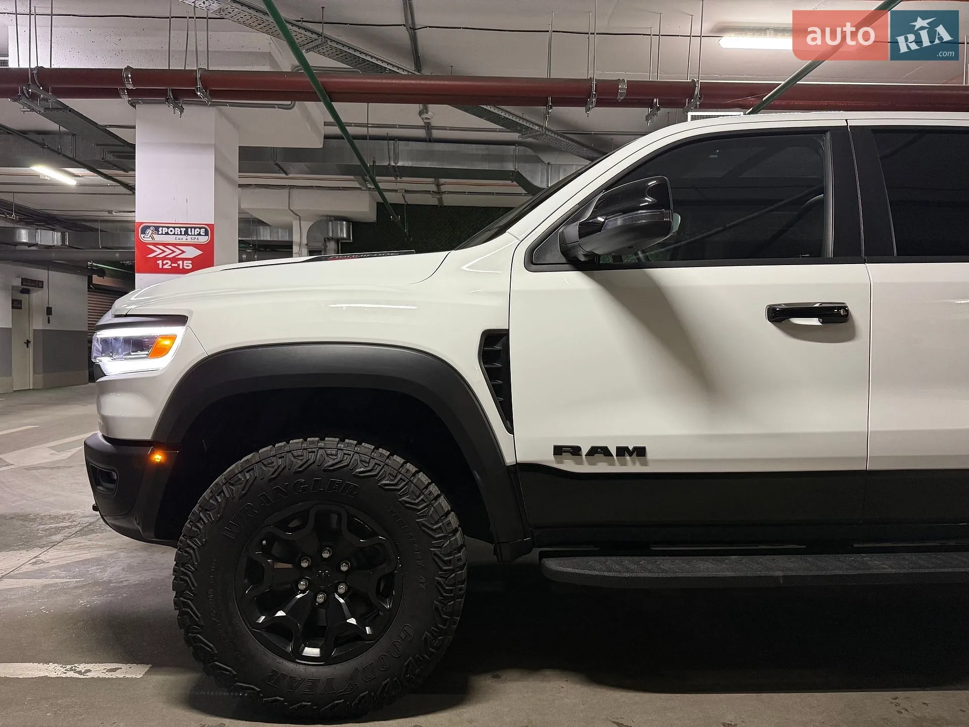 2024 RAM 1500 - мініатюра 12