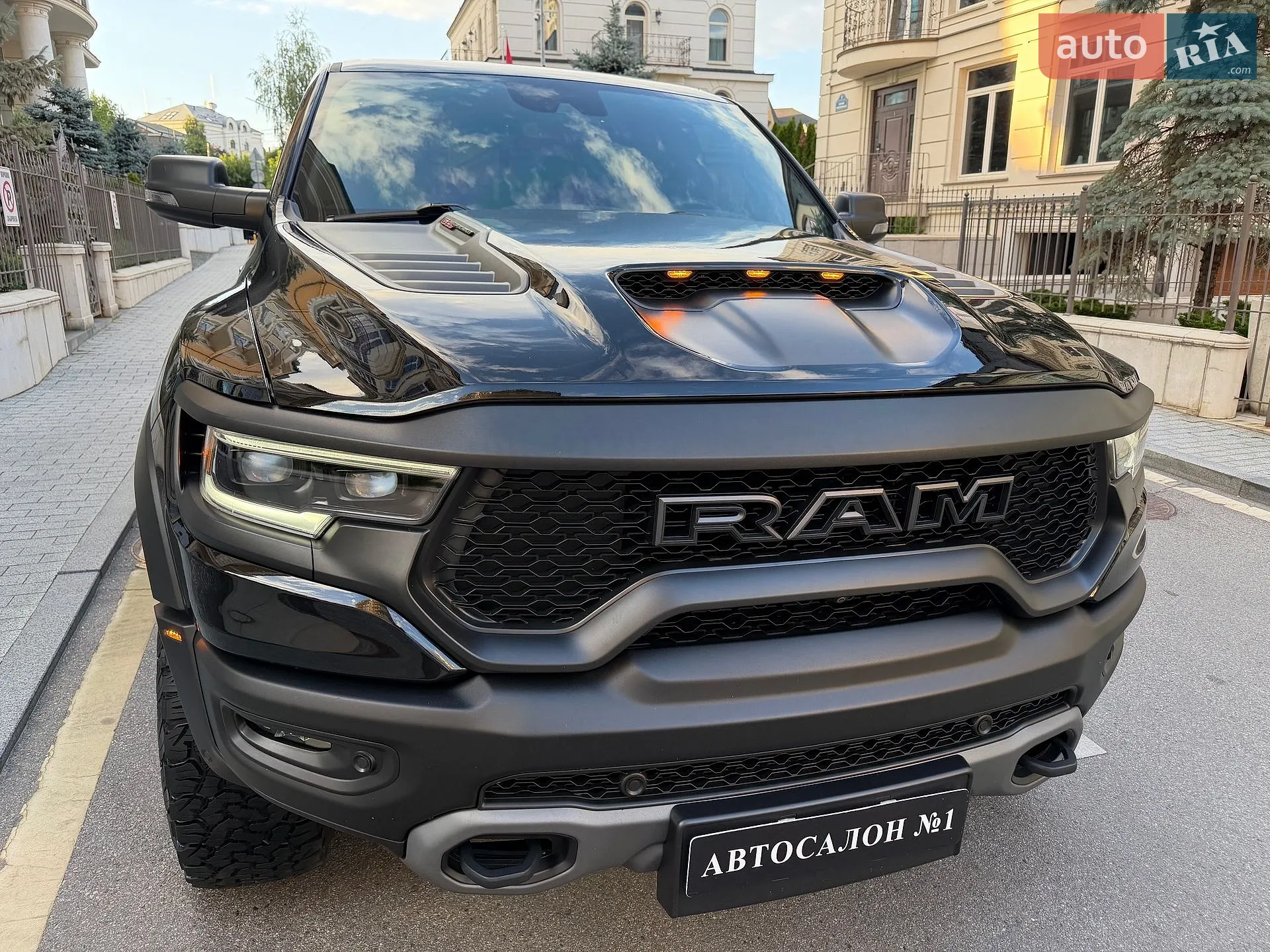 2023 RAM 1500 - мініатюра 2