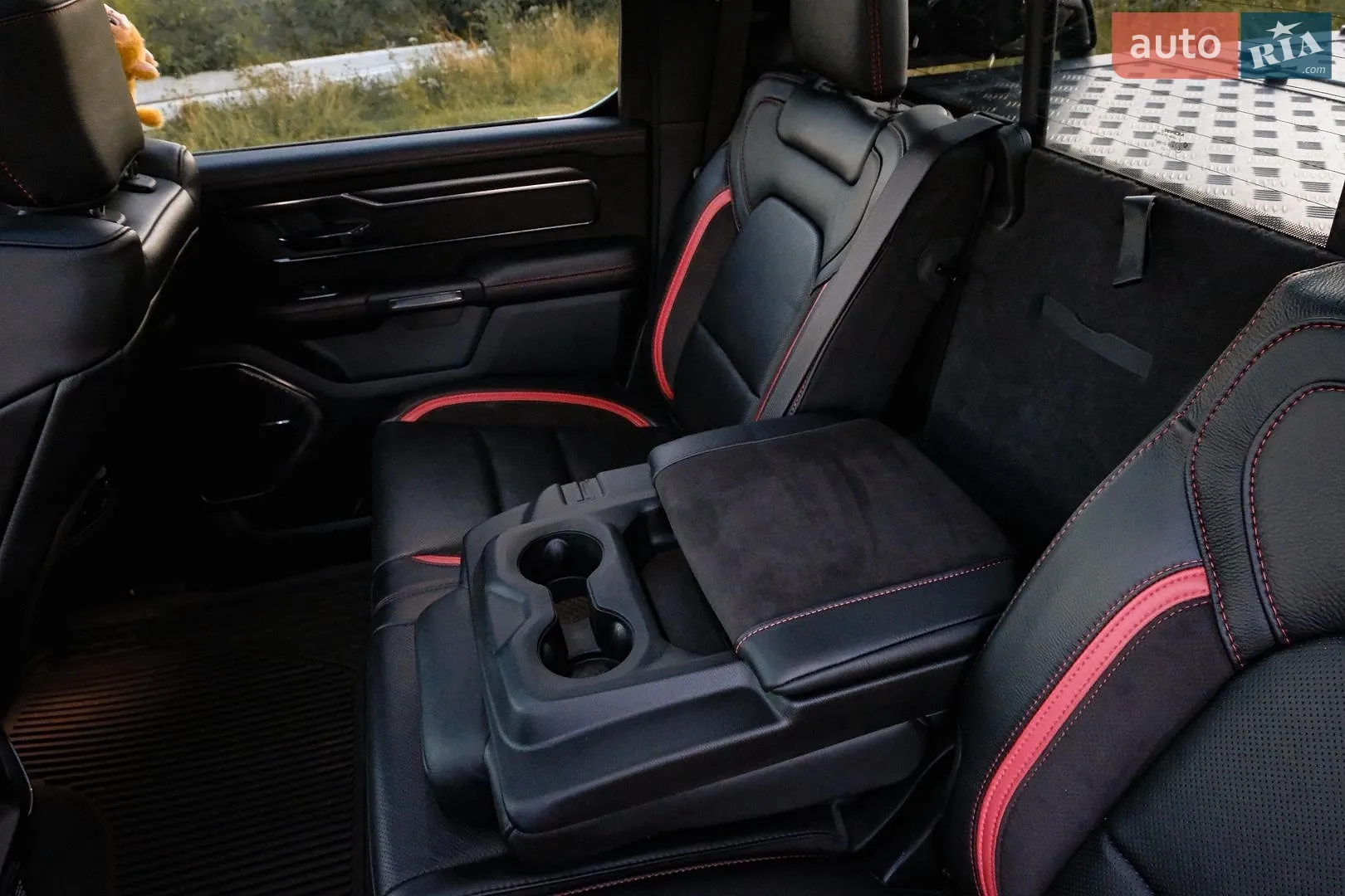 2021 RAM 1500 - мініатюра 21