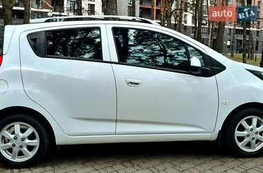 Хетчбек Ravon R2 2016 в 