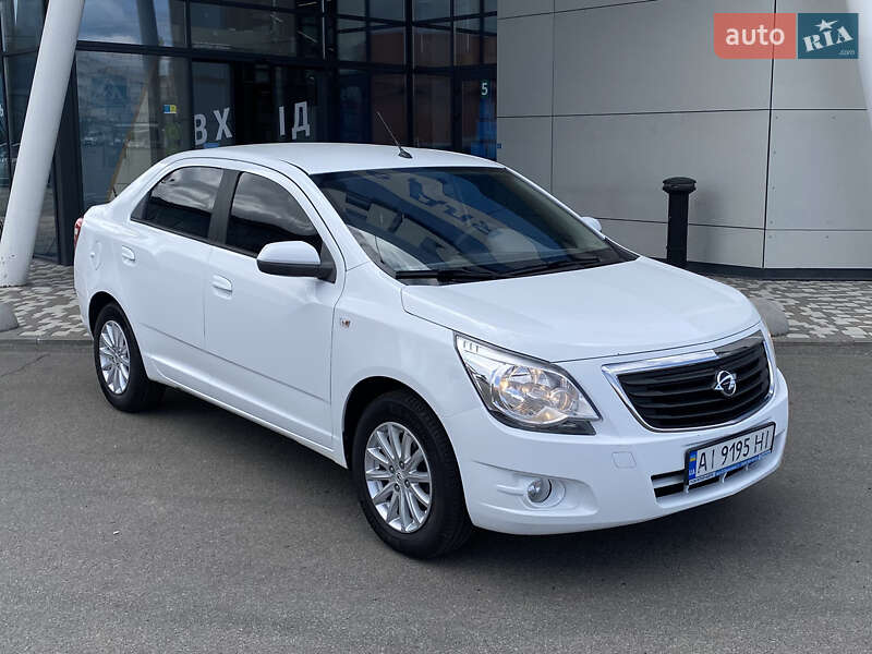 Седан Ravon R4 2017 в 