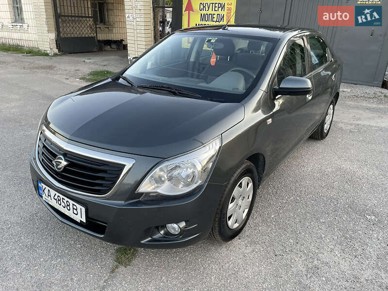 Седан Ravon R4 2020 в Миронівці