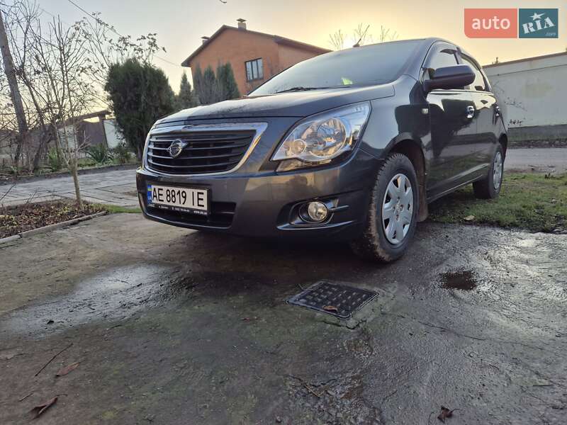 Седан Ravon R4 2017 в Дніпрі