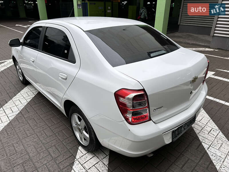 Седан Ravon R4 2017 в Киеве фото 49 Седан Ravon R4 2017 в Киеве