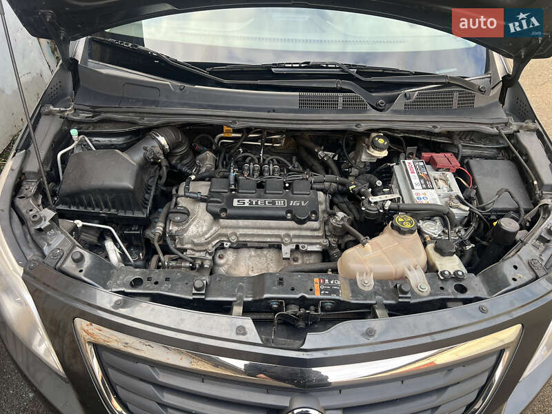 Седан Ravon R4 2017 в Киеве