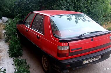 Хэтчбек Renault 11 1987 в Чернигове