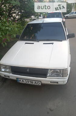 Хетчбек Renault 11 1985 в Києві