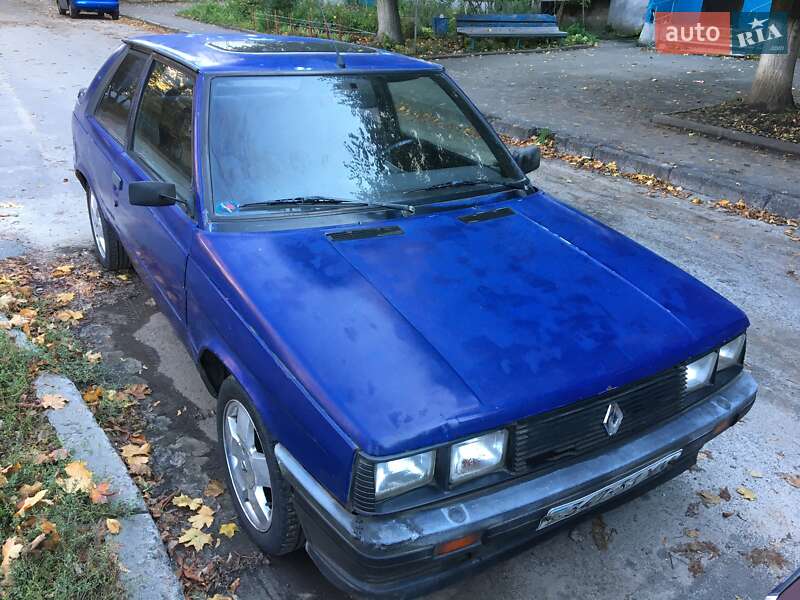 Хэтчбек Renault 11 1984 в Харькове