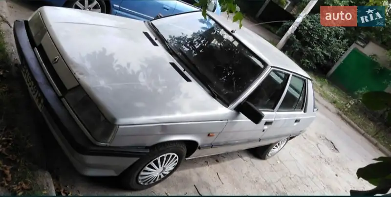 Renault 11
