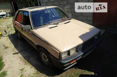 Хэтчбек Renault 11 1984 в Луцке