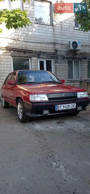 Renault 11