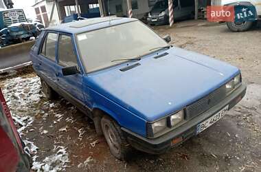 Хэтчбек Renault 11 1985 в Зборове