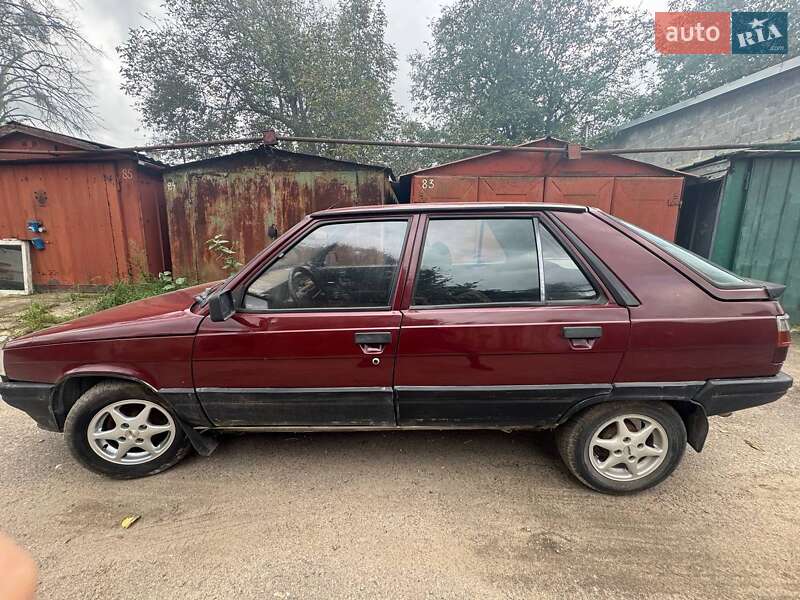 Хэтчбек Renault 11 1986 в Львове фото 3 Хэтчбек Renault 11 1986 в Львове