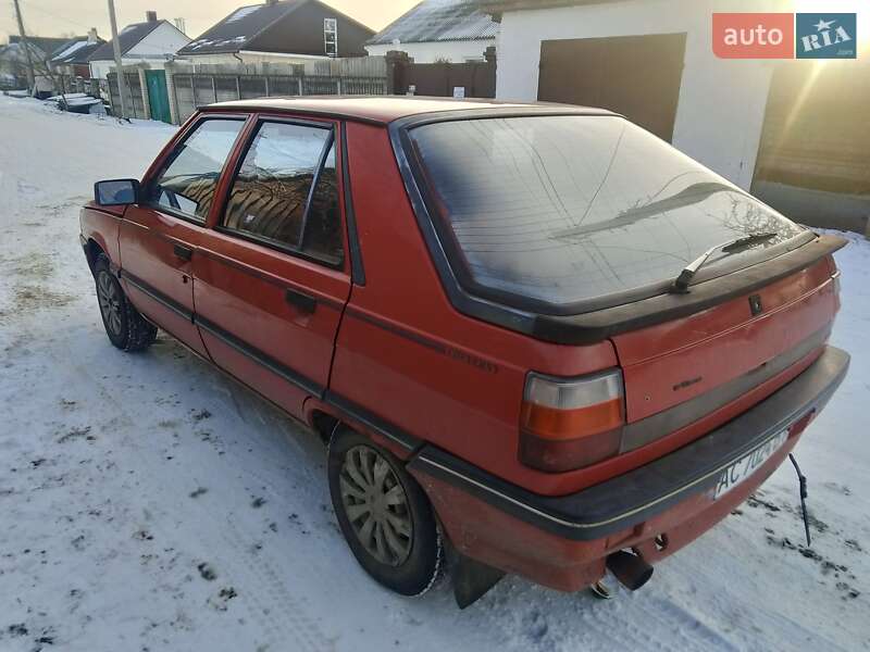 Хэтчбек Renault 11 1988 в Ровно фото 4 Хэтчбек Renault 11 1988 в Ровно
