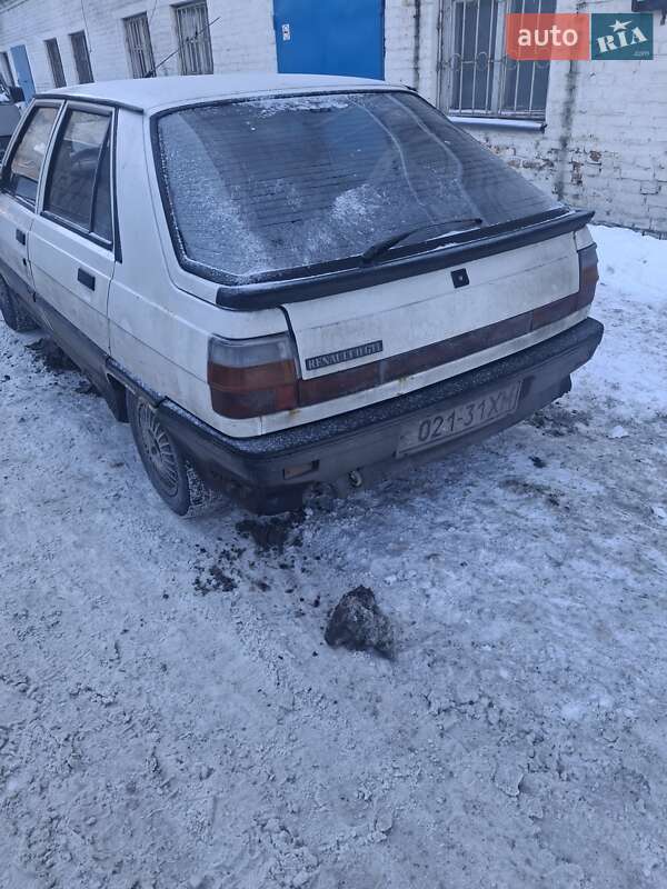 Хэтчбек Renault 11 1986 в Хмельницком