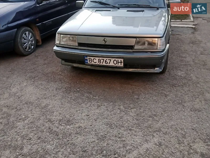 Renault 11 1987