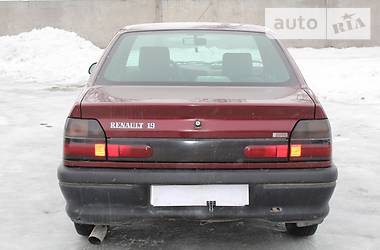 Седан Renault 19 1992 в Днепре