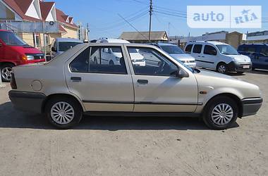 Седан Renault 19 1998 в Черкассах