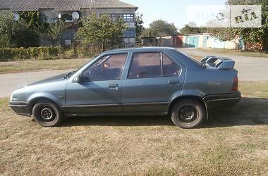 Седан Renault 19 1990 в Шишаки