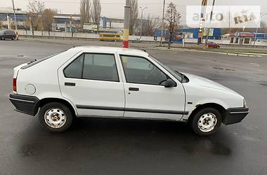 Хэтчбек Renault 19 1990 в Киеве