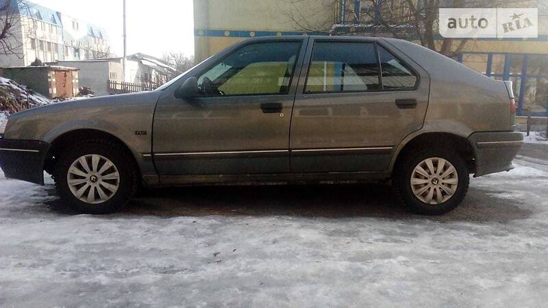 Хетчбек Renault 19 1989 в Рівному фото 3 Хетчбек Renault 19 1989 в Рівному
