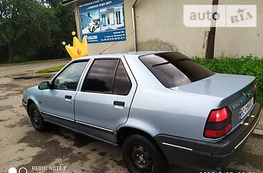 Седан Renault 19 1990 в Сколе