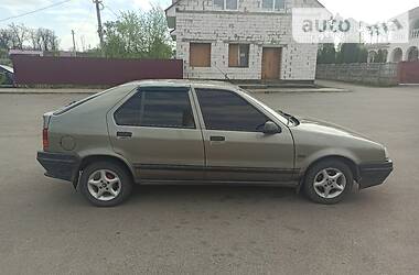 Хэтчбек Renault 19 1990 в Ровно