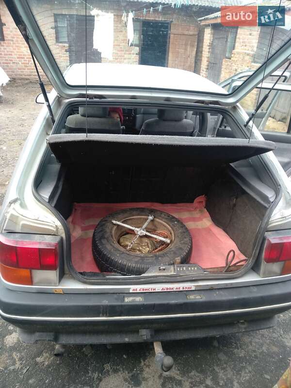 Хетчбек Renault 19 1991 в Рожище фото 9 Хетчбек Renault 19 1991 в Рожище