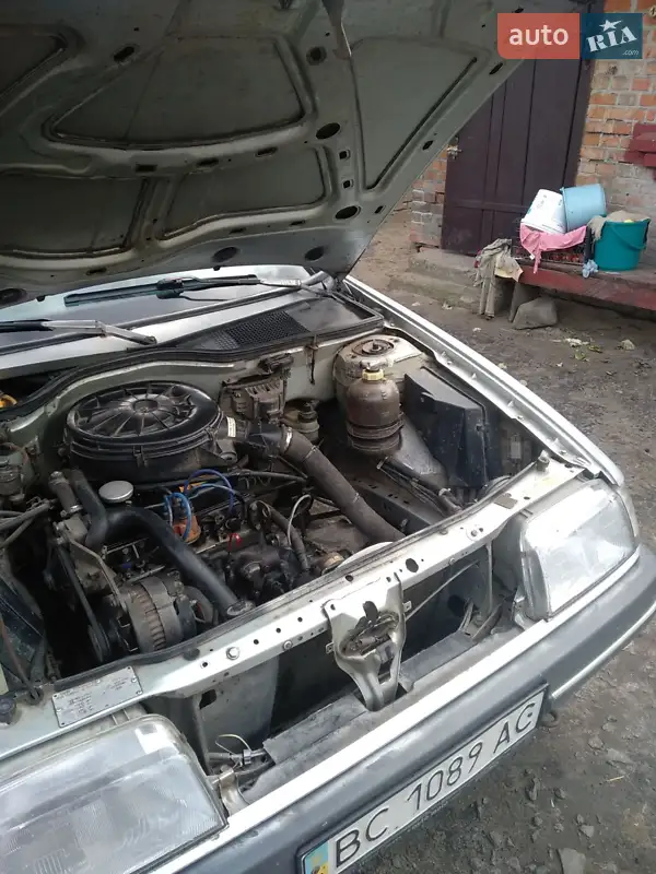 Renault 19