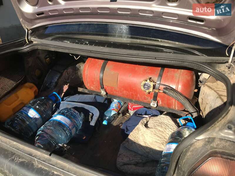 Хетчбек Renault 19 2000 в Чернігові фото 5 Хетчбек Renault 19 2000 в Чернігові