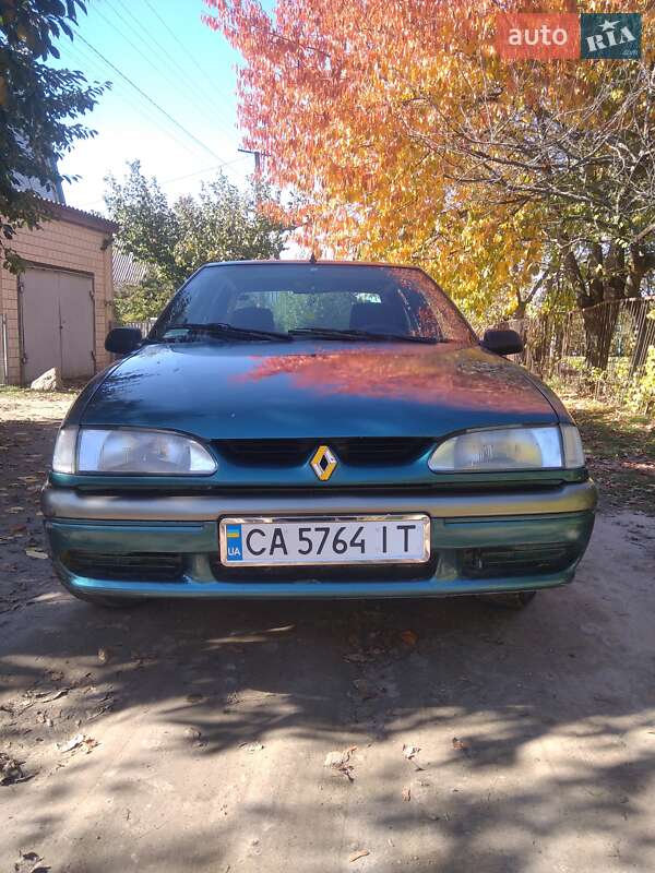 Хетчбек Renault 19 1998 в Монастирищеві