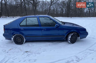 Хэтчбек Renault 19 1989 в Змиеве