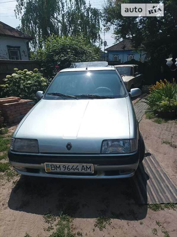 Седан Renault 19 1991 в Сумах