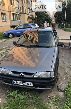 Седан Renault 19 1996 в Киеве