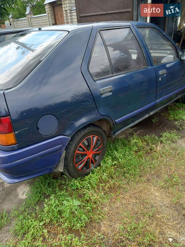 Хэтчбек Renault 19 1990 в Харькове фото 8 Хэтчбек Renault 19 1990 в Харькове