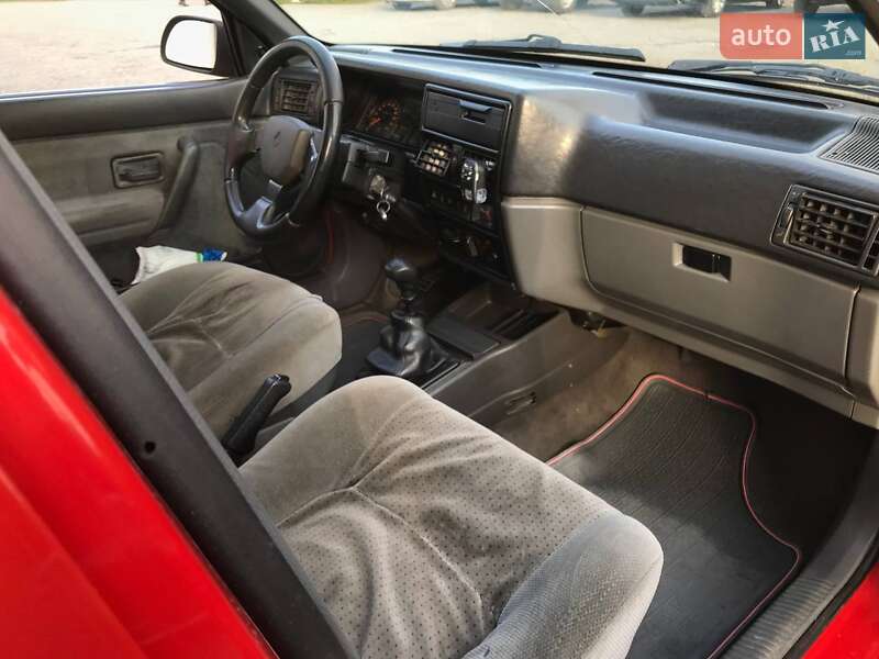 Хетчбек Renault 19 1989 в Львові