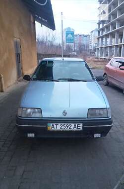Седан Renault 19 1990 в Ивано-Франковске