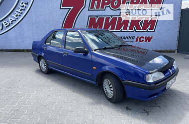 Седан Renault 19 1993 в Хмельницькому
