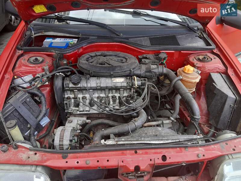 Хэтчбек Renault 19 1991 в Львове