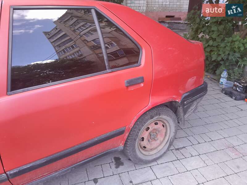 Хэтчбек Renault 19 1991 в Львове