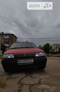 Седан Renault 19 1991 в Коростені