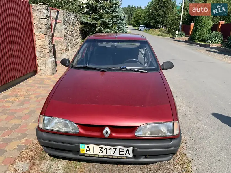 Renault 19