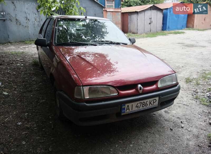 Renault 19 1999