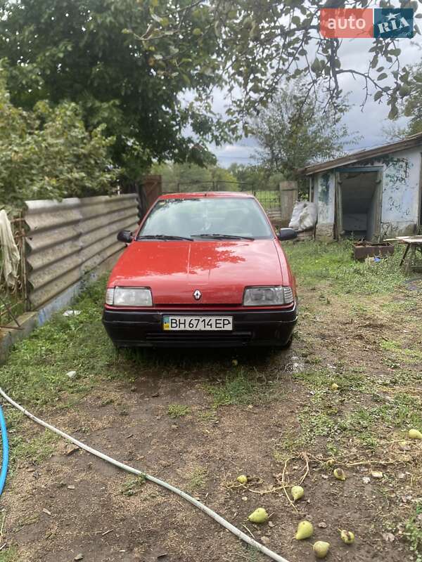 Renault 19, photos from the listing