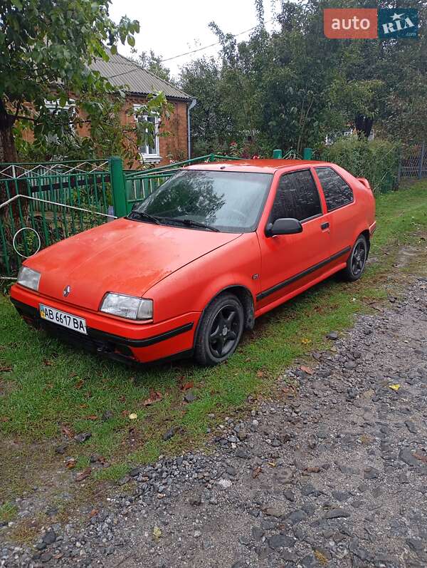 Хетчбек Renault 19 1989 в Деражні