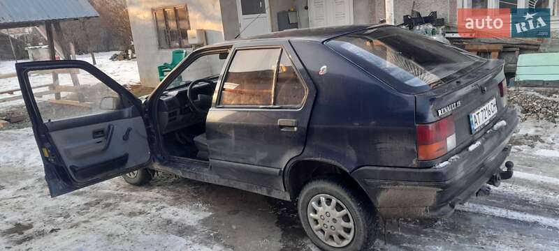 Хетчбек Renault 19 1991 в Косові фото 8 Хетчбек Renault 19 1991 в Косові